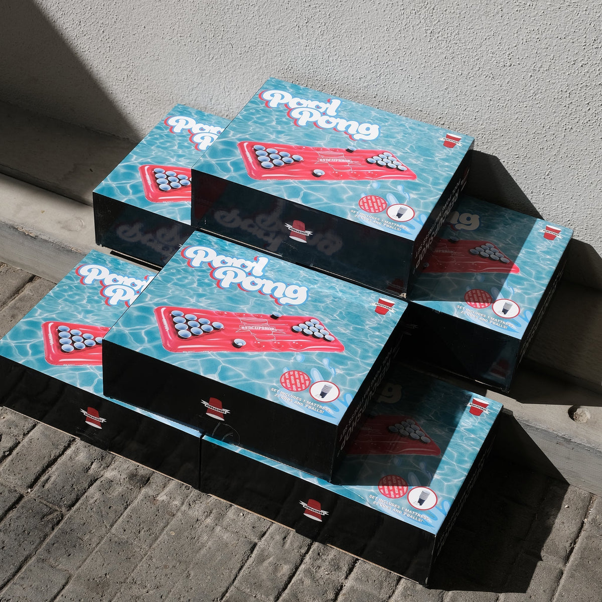 Start the summer with the RedCupShop Pool Pong Set!
